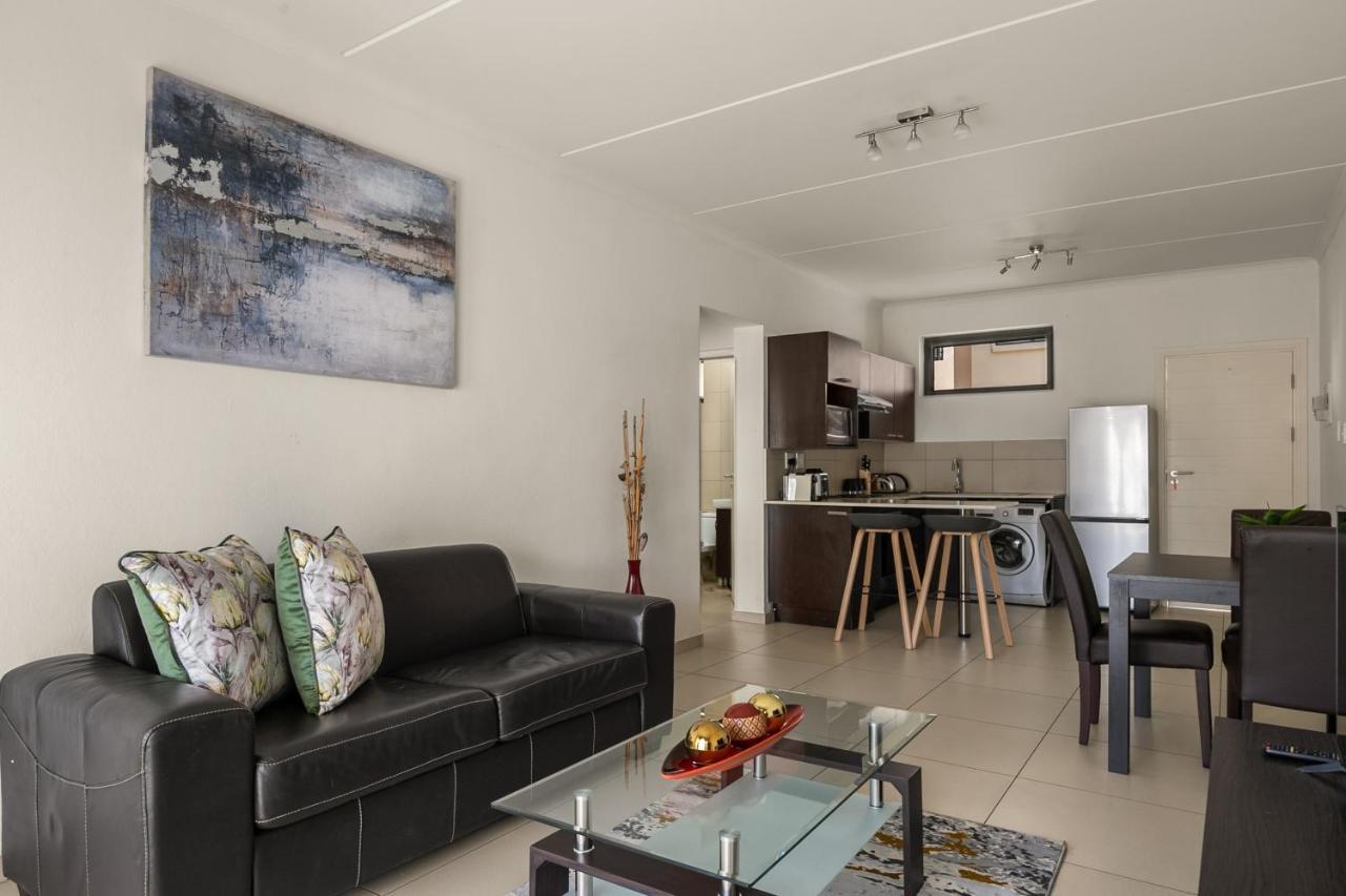 V&S Apartments - Immaculate Luxury Apartment In Fourways, Johannesburg Sandton Exterior photo